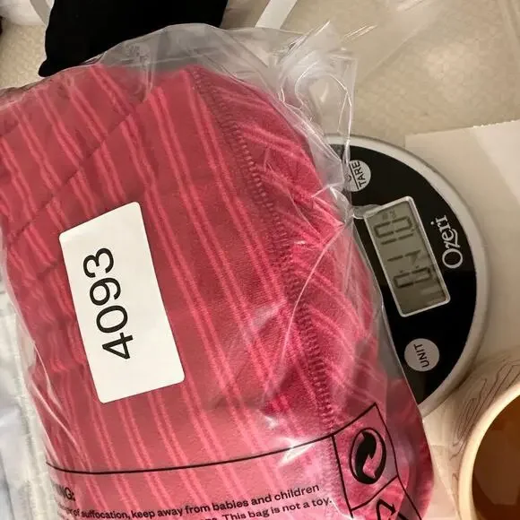 Lululemon Think Fast Pullover cranberry sweatshirt hoodie sweater size 8 - Picture 12 of 12